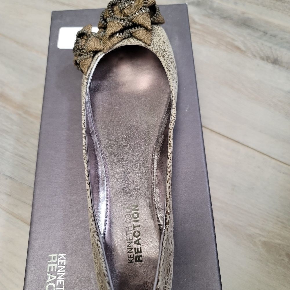 Kenneth Cole Reaction Ballet Flat - Picture 7 of 10